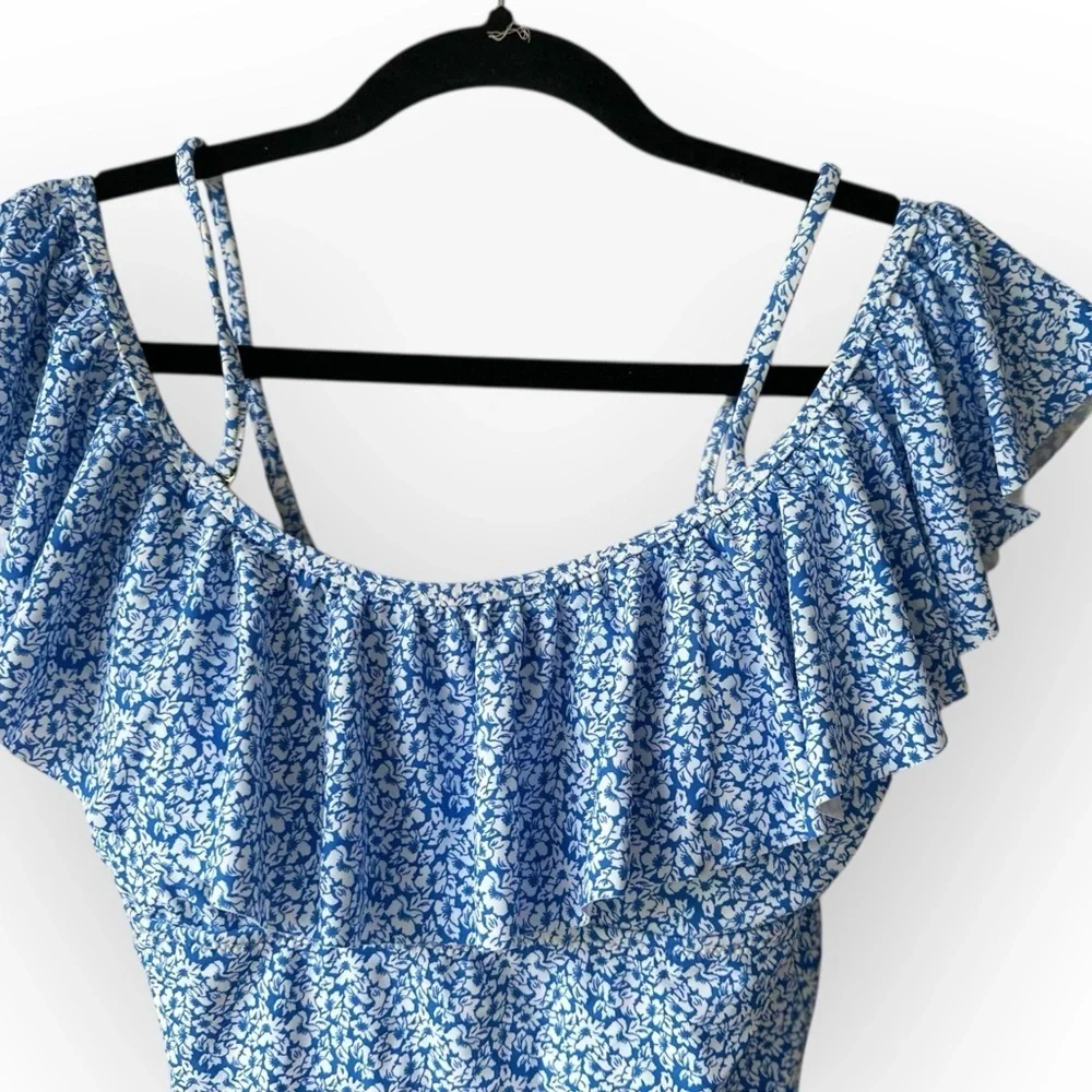 Raisins Women's One Piece Swimsuit - Cheeky Cut NWT